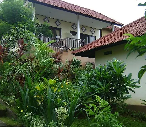 Sinar Bali 2 ホリデーパーク アメッド